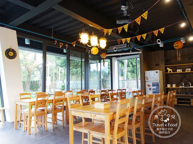 【宿】南投．兜。Dou House-日月潭親子民宿｜房門一開就是賽車場！ @魚兒 x 牽手明太子的「視」界旅行