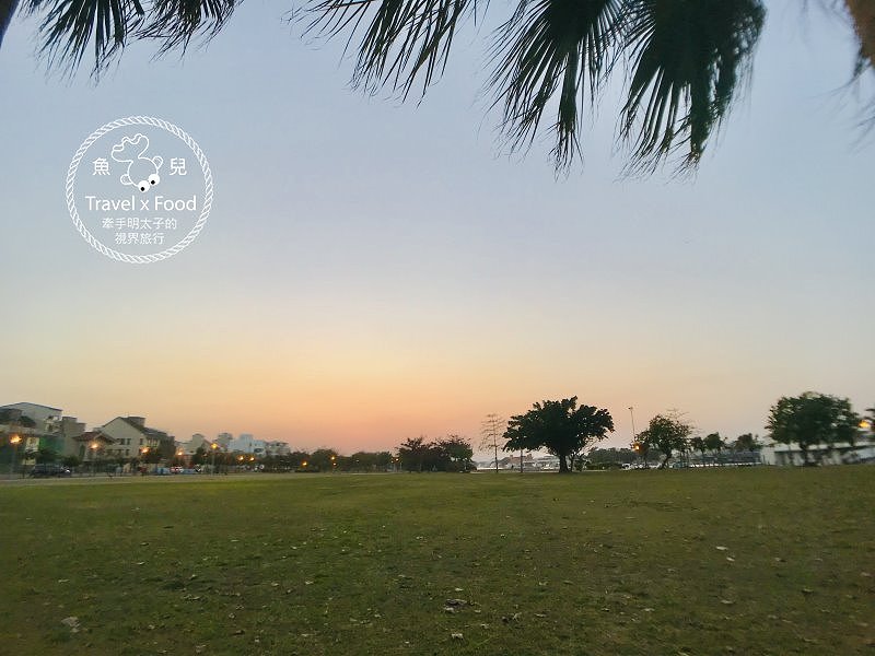 親愛的 一起在大魚的祝福下賞夕陽 來場浪漫的約會吧 魚兒x 牽手明太子的 視 界旅行